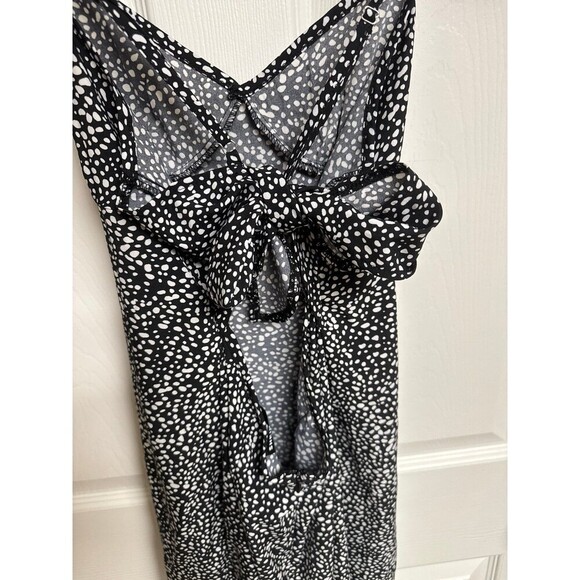 Size 6 Black and White Print Adjustable Bow Tie Cut Out and Double Slit Dress - Picture 2 of 4